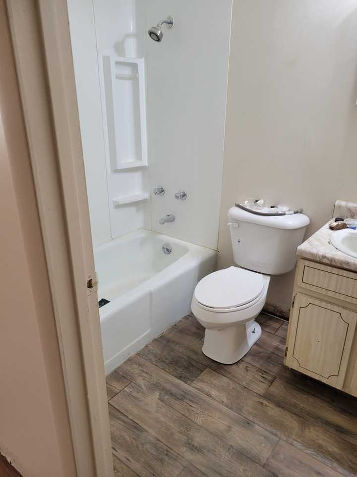 225 Butler St #4 - Photo 4 of 5