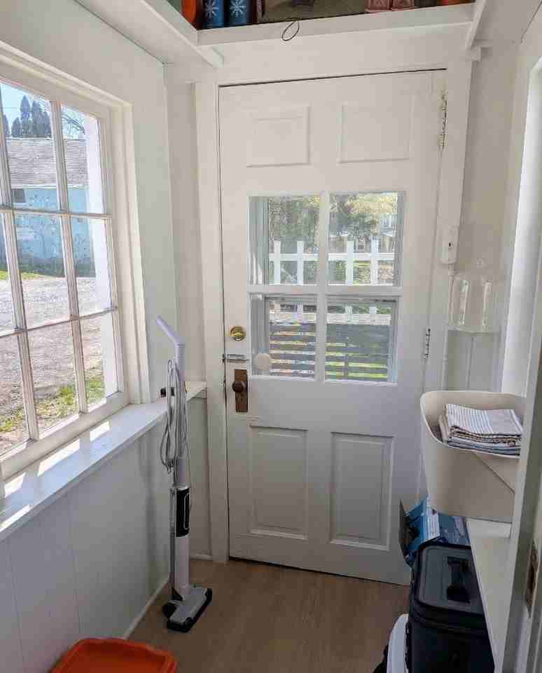 Cherry Aly #NA - Photo 6 of 10