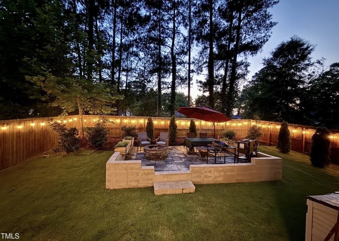 647 N Hardee St #NA - Photo 2 of 22