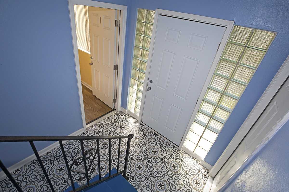 849 W 30th St #3 - Photo 3 of 10