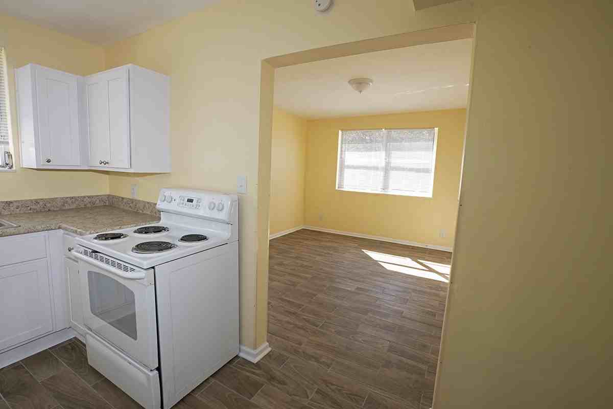 849 W 30th St #3 - Photo 6 of 10