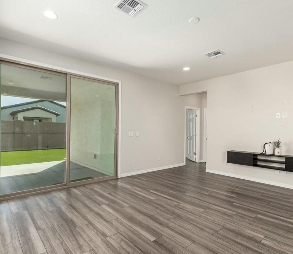 5721 W Getty Dr #NA - Photo 6 of 19