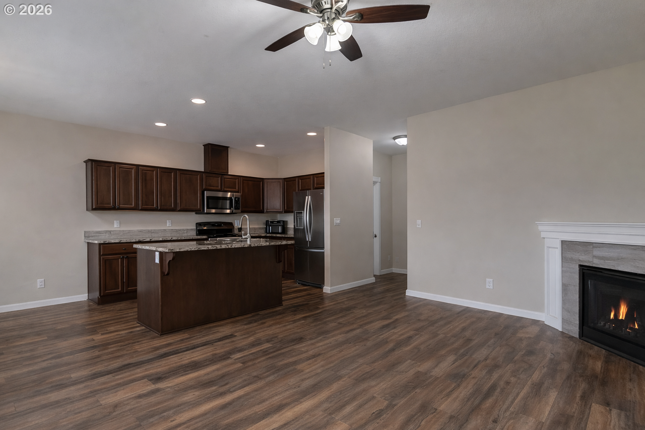 193 S 2nd St #193 - Photo 5 of 12