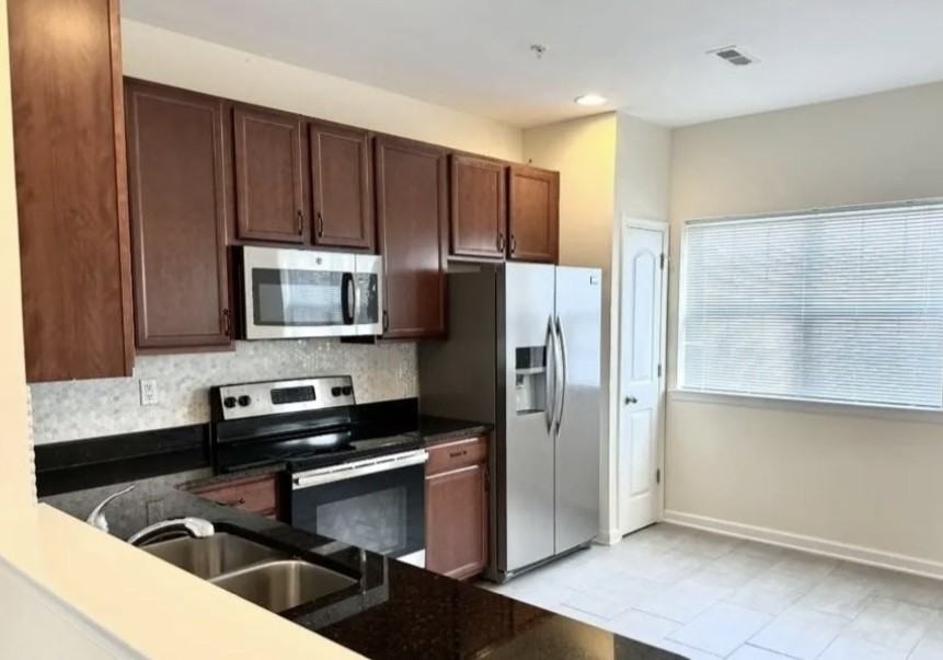 145 Mercer Ct #NA - Photo 5 of 20