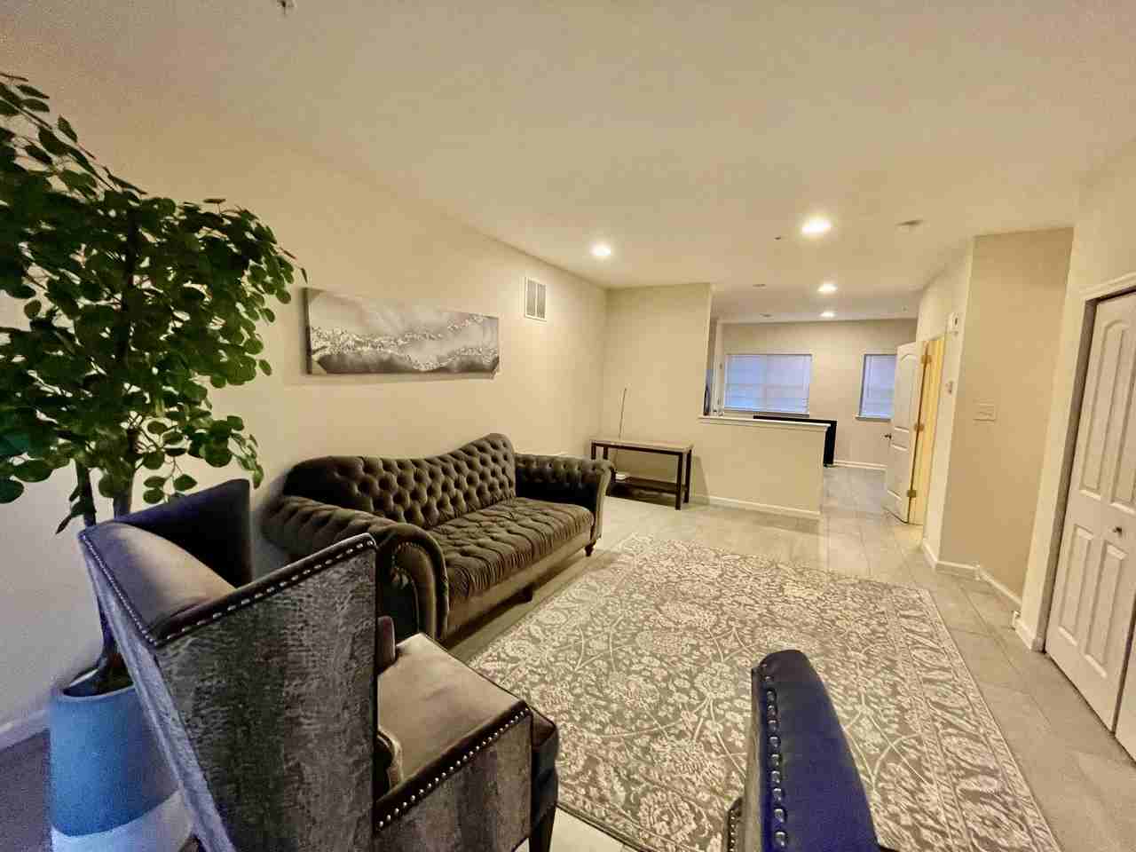 145 Mercer Ct #NA - Photo 6 of 20