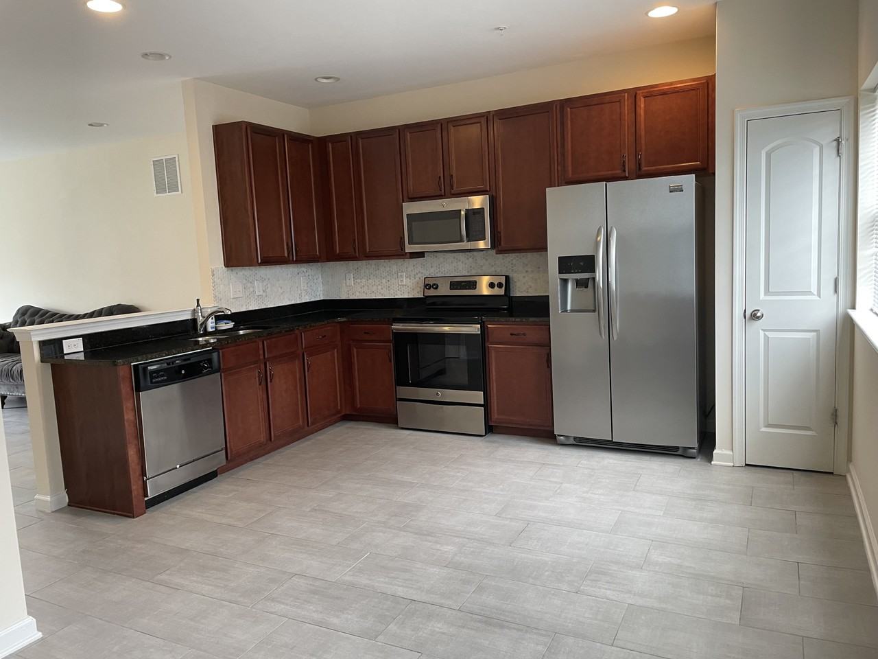 145 Mercer Ct #NA - Photo 7 of 20