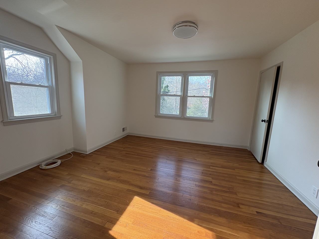 16 Yonkers Ave #2 - Photo 4 of 8