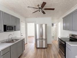 featured image of 205 Cooke St #1