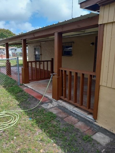 5710 Sw 38th St #NA - Photo 3 of 11