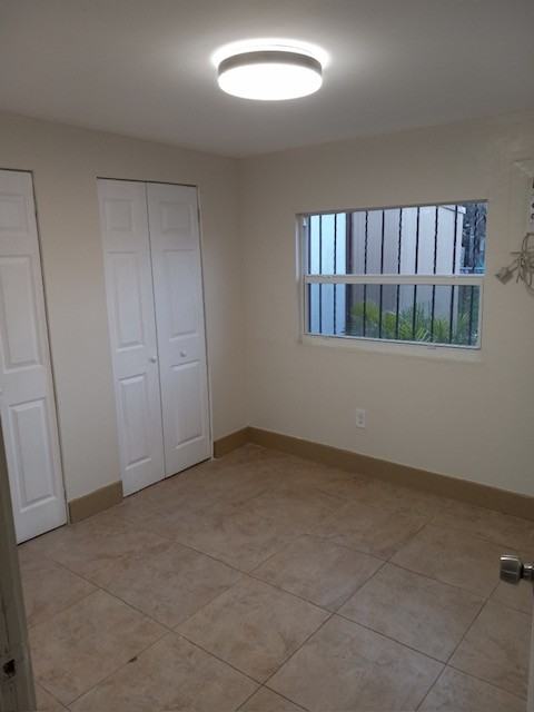 5710 Sw 38th St #NA - Photo 6 of 11