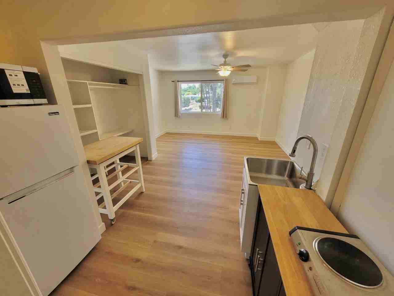 1550 Encino Dr #NA - Photo 4 of 11