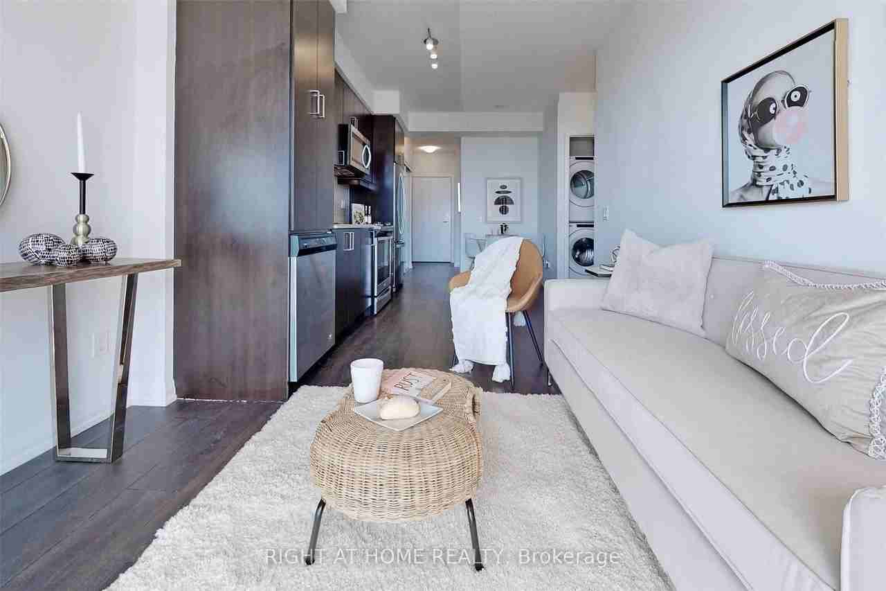 7895 Jane Street #3601 - Photo 7 of 15