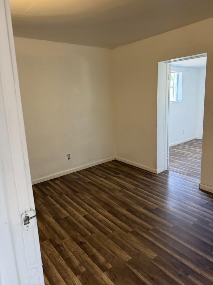 1233 Paseo Chubasco #NA - Photo 5 of 17