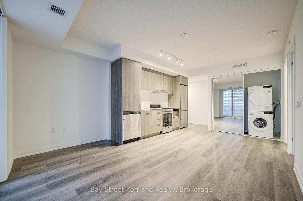 195 Commerce Street #517 - Photo 7 of 20