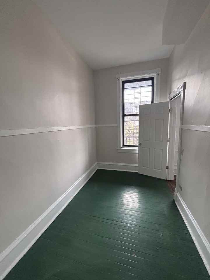 1905 West Division Street #2 rear - Photo 5 of 7