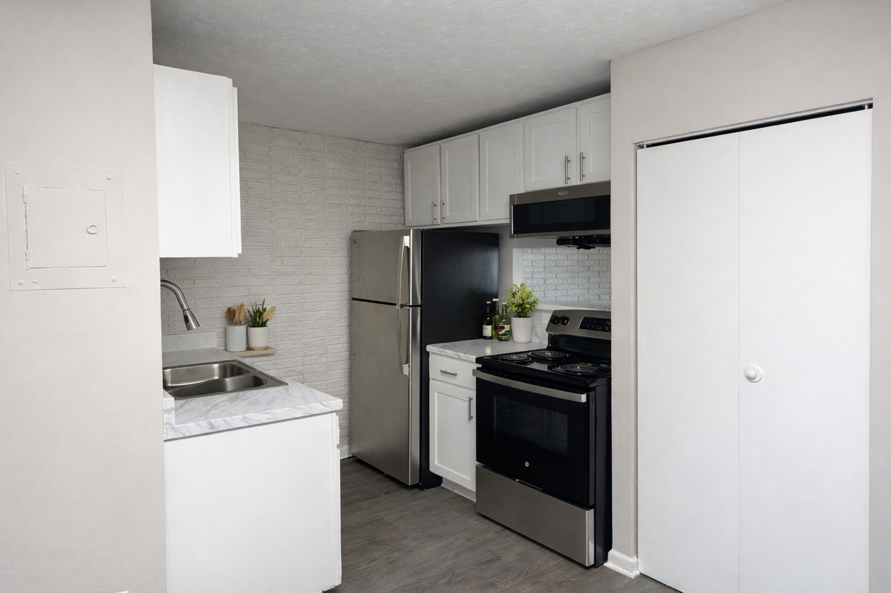 Oakstone Ridge - Photo 4 of 15