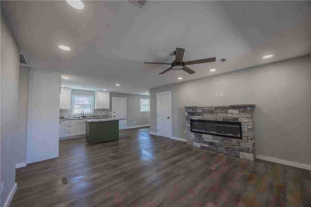 17 Dillow Dr - Photo 7 of 31