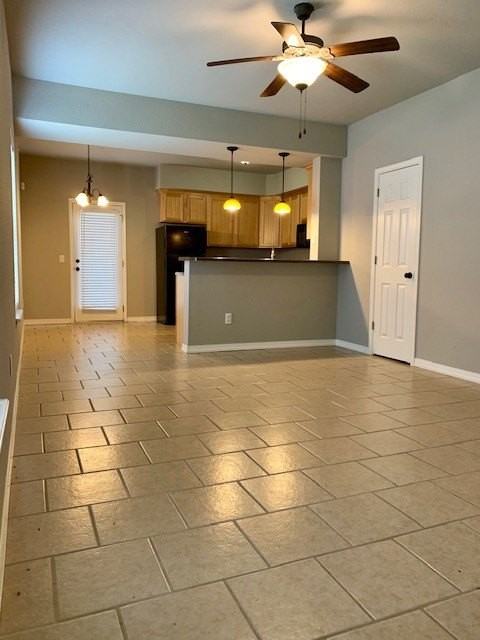 2105 Azlin Pl Apt B - Photo 3 of 15