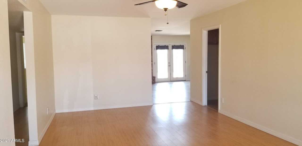 3825 W Libby St - Photo 4 of 28