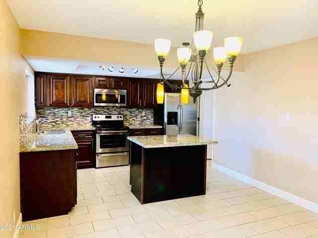 8832 E Lupine Ave - Photo 5 of 24