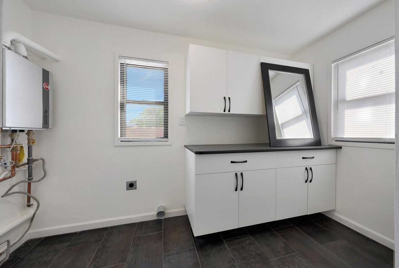 7031 E Loma Land Dr - Photo 3 of 27