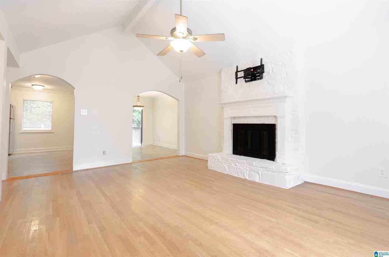 3612 Chaumont Dr - Photo 4 of 24