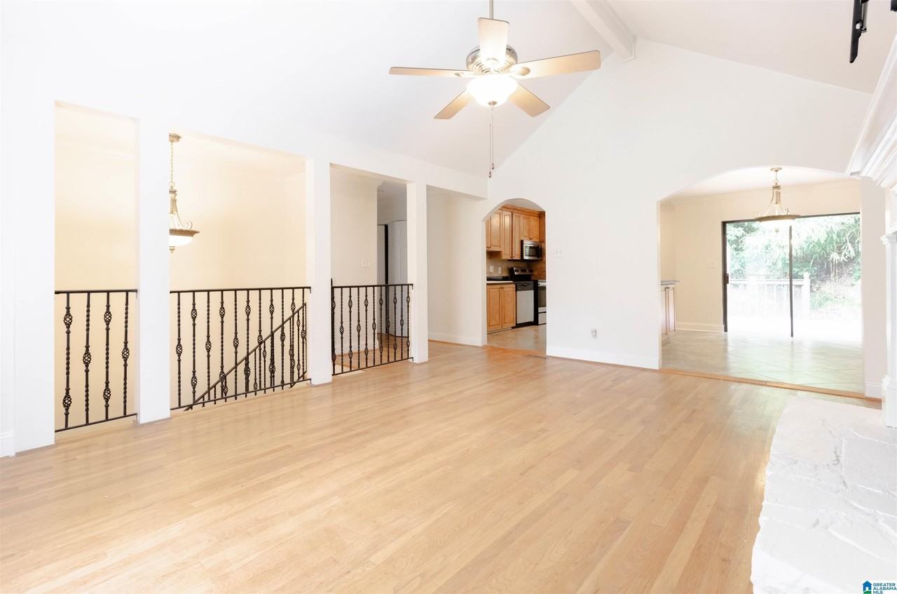 3612 Chaumont Dr - Photo 5 of 24