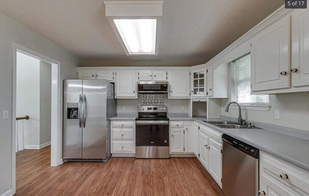 8800 Pebble Creek Rd - Photo 3 of 15