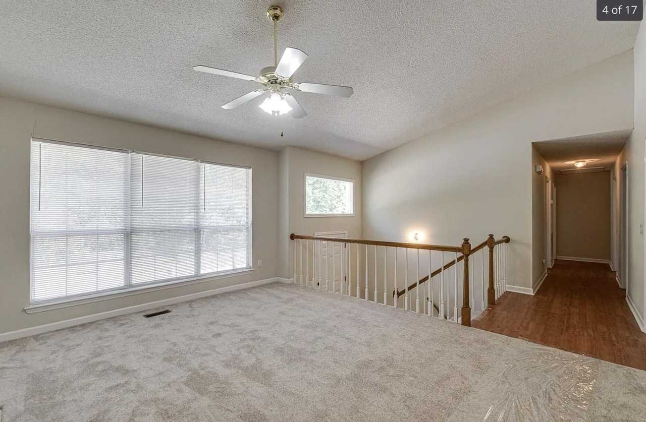 8800 Pebble Creek Rd - Photo 4 of 15