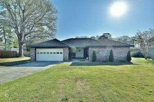 featured image of 4404 Bridgewater Dr