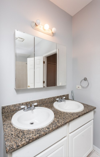 2427 N Clybourn Ave #D - Photo 6 of 20