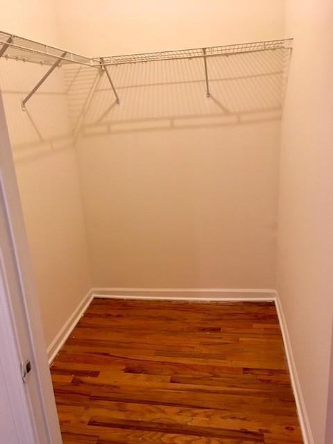 917 W Dakin St #110 - Photo 5 of 7