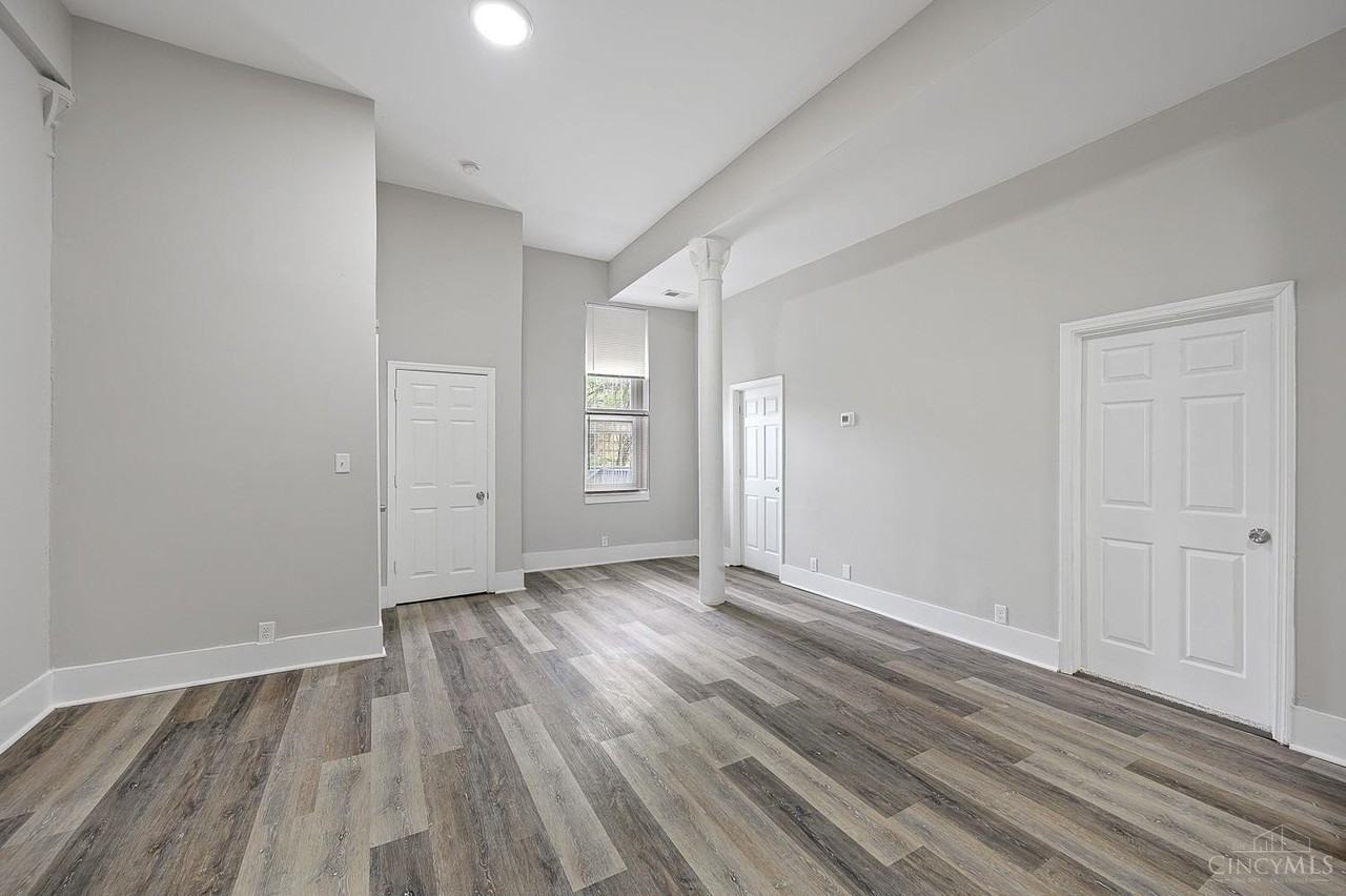 2906 Alms Pl #4 - Photo 3 of 15
