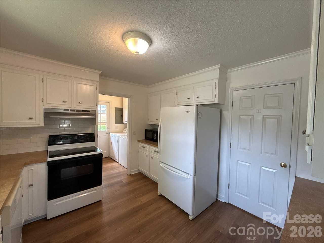 1150 Cameo Ct - Photo 6 of 15