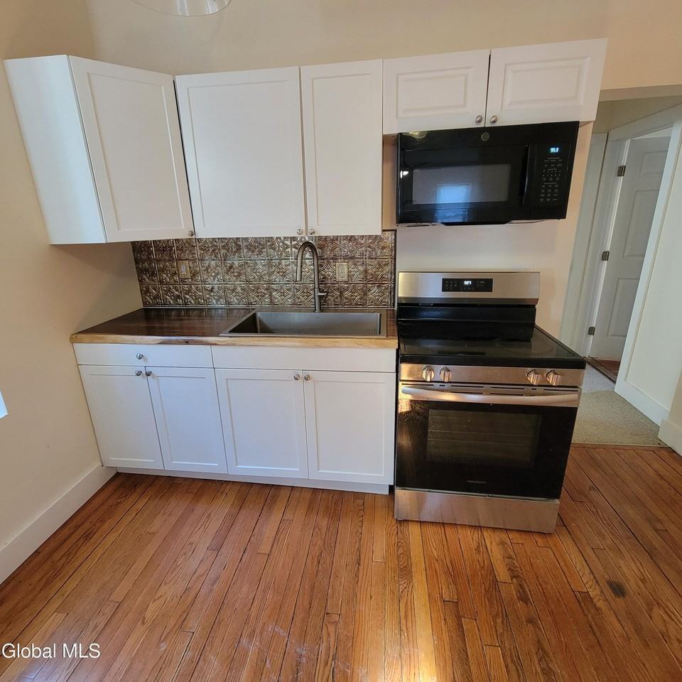 762 Eastern Ave - Photo 3 of 20