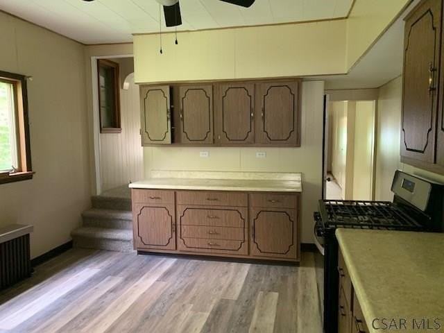 459 Stone St - Photo 5 of 10