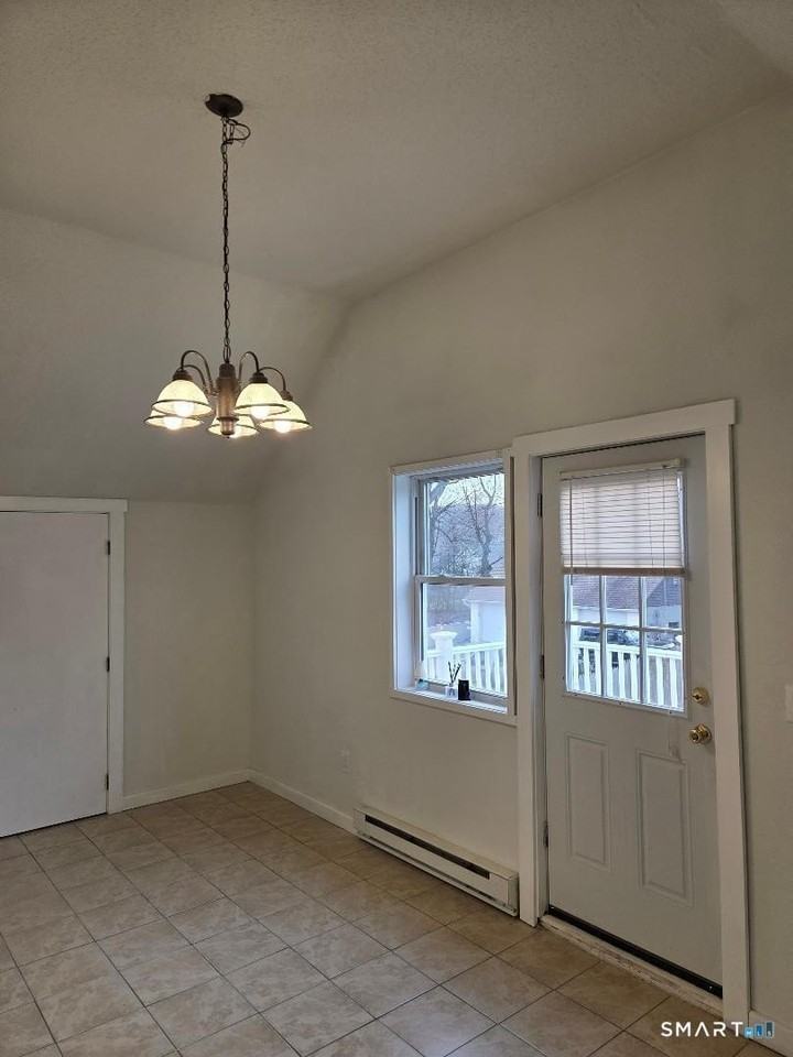 72 Walnut St - Photo 4 of 19