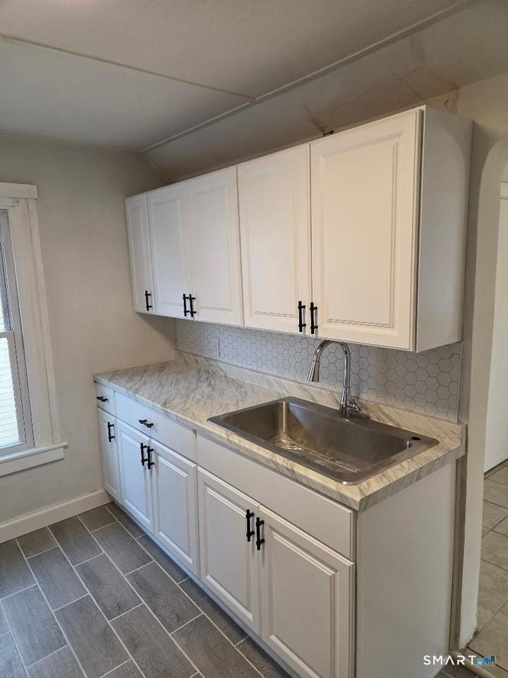 72 Walnut St - Photo 7 of 19