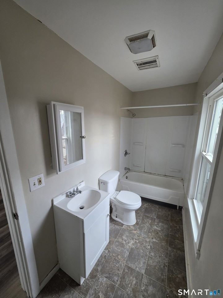 49 Springdale Ave - Photo 3 of 10