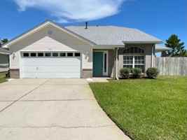 featured image of 925 Village Ln