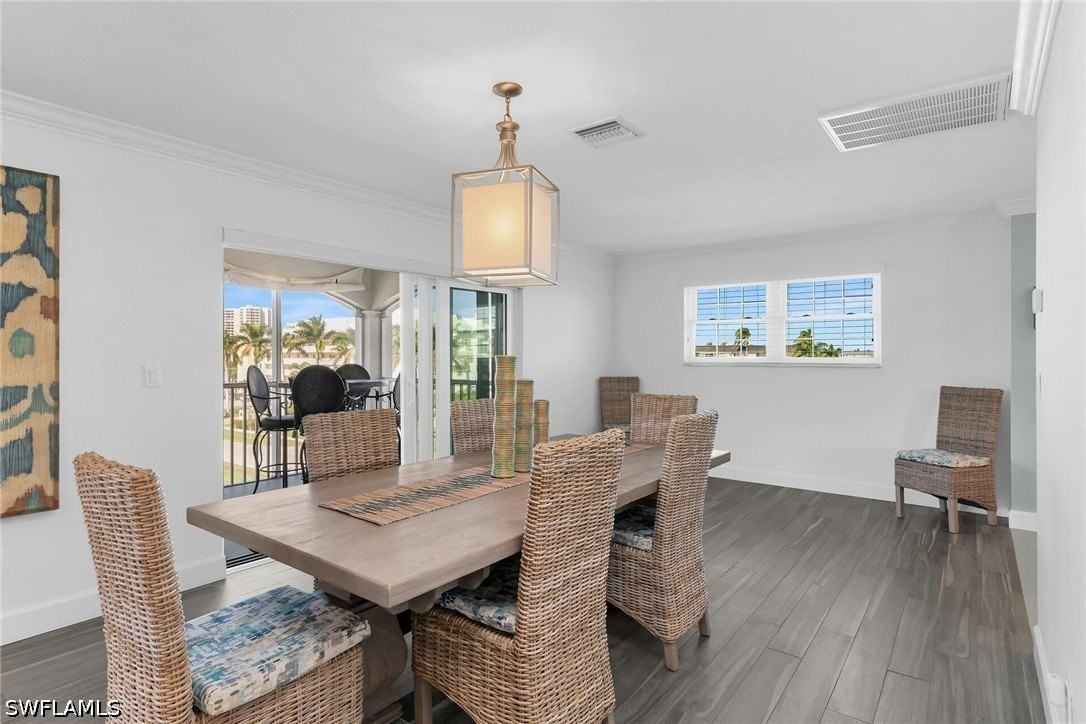 1020 Swallow Ave - Photo 7 of 46