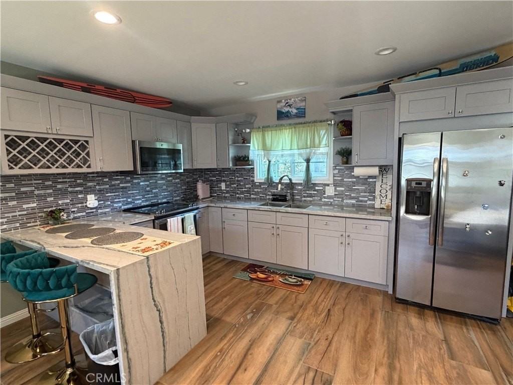 18421 E Cypress St - Photo 6 of 10