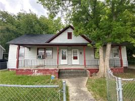 featured image of 3939 Ellison St