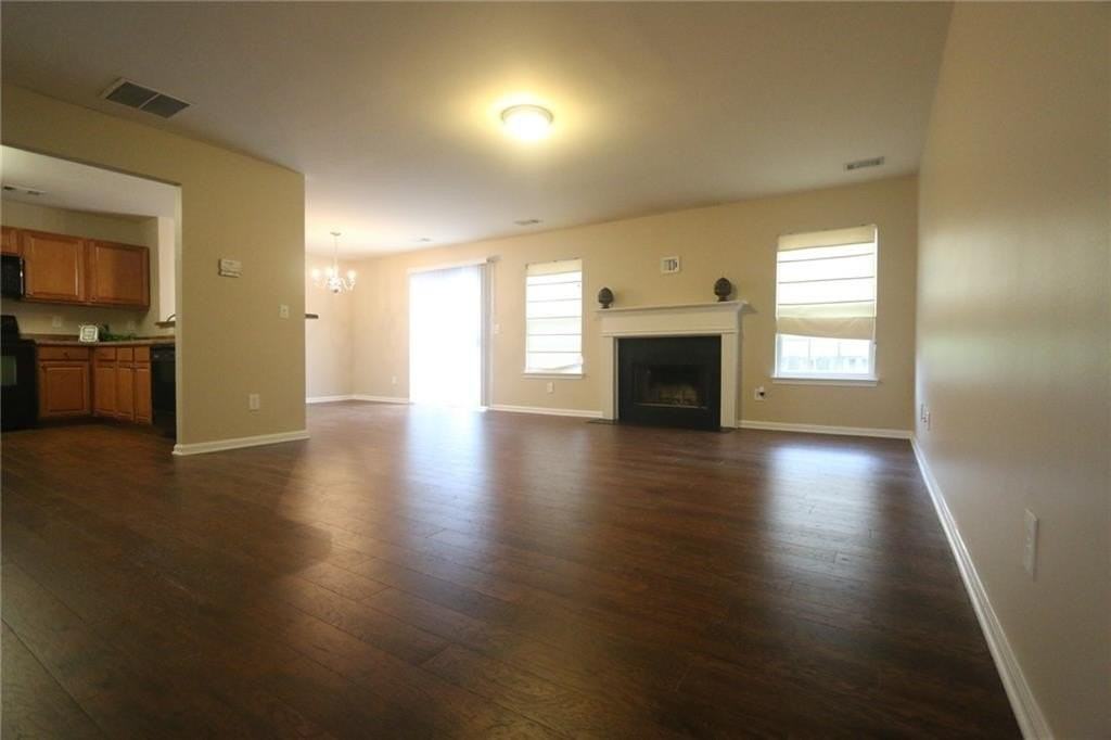 2615 Mayfair Dr - Photo 2 of 17