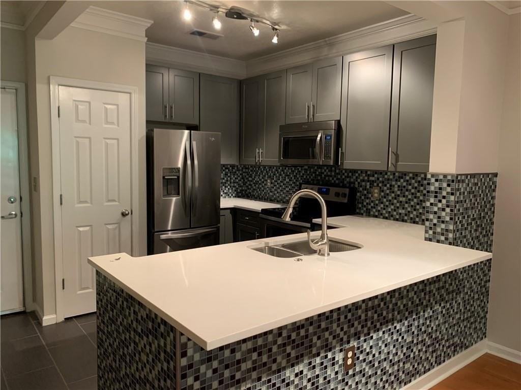 1120 Westchester Rdg Ne - Photo 6 of 19