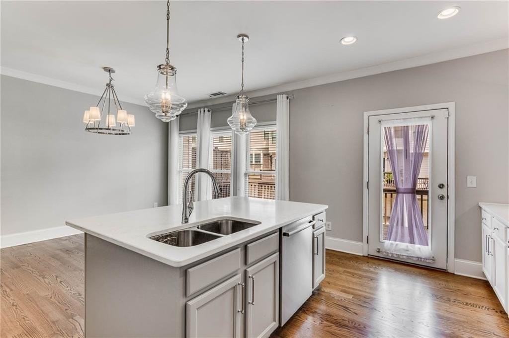 3962 Boston Common St - Photo 6 of 32