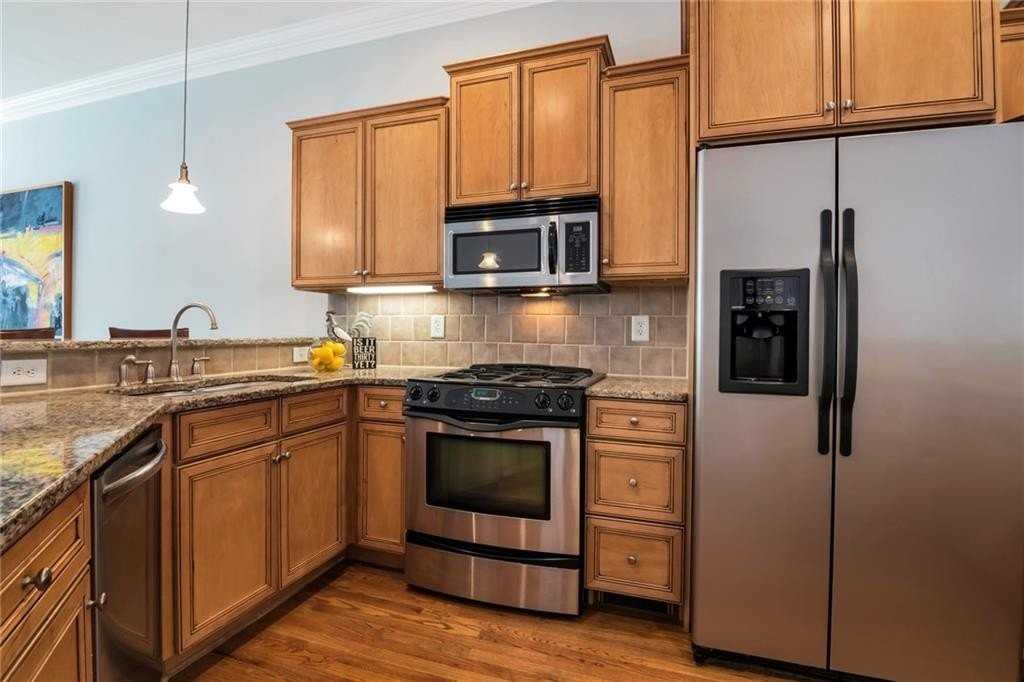 58 Emerson Hill Sq - Photo 4 of 26