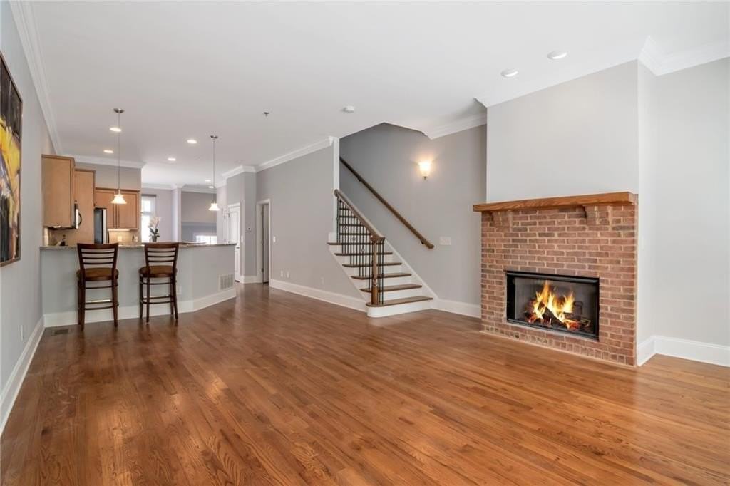 58 Emerson Hill Sq - Photo 7 of 26