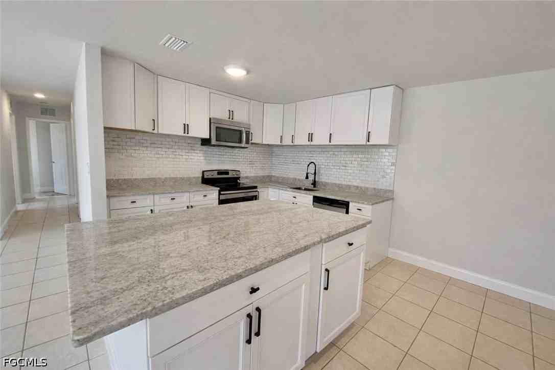 106 Leeland Heights Blvd W Unit A - Photo 5 of 10