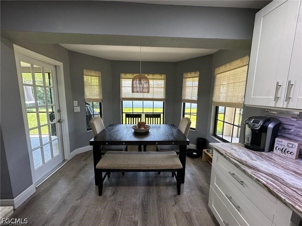 1714 Se 2nd St - Photo 6 of 23